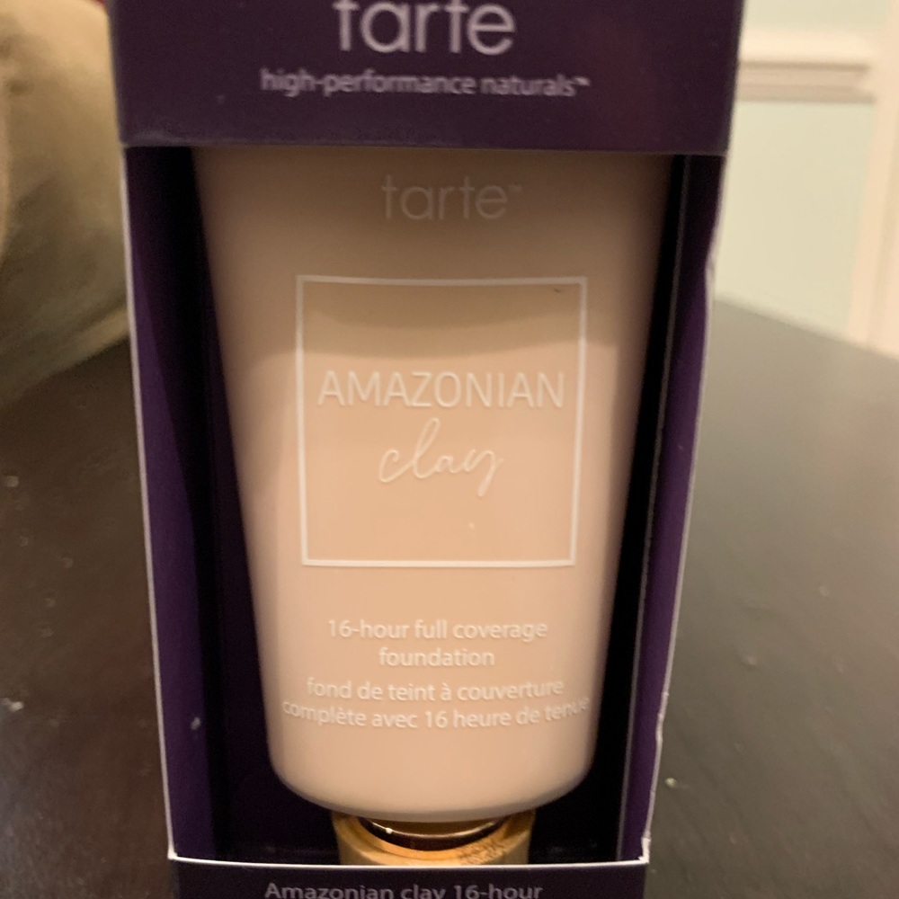Tarte Amazonian Clay Foundation Light Beige